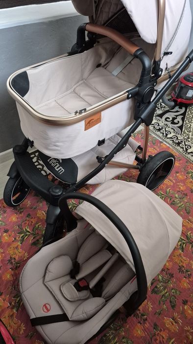 Коляска сатылады срочно