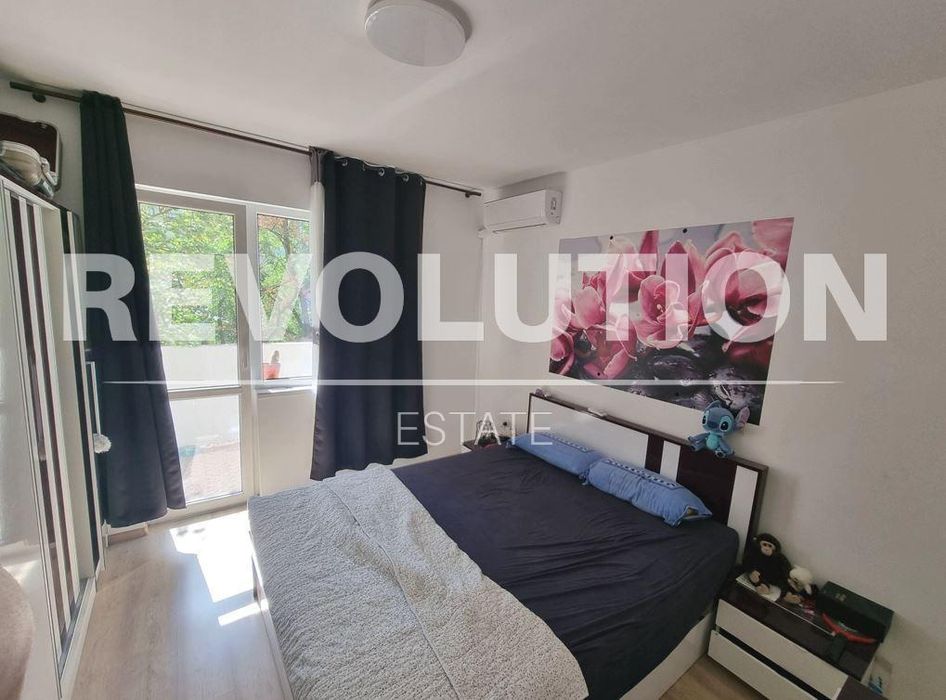 Тристаен апартамент  в гр.Варна, Завод Дружба!