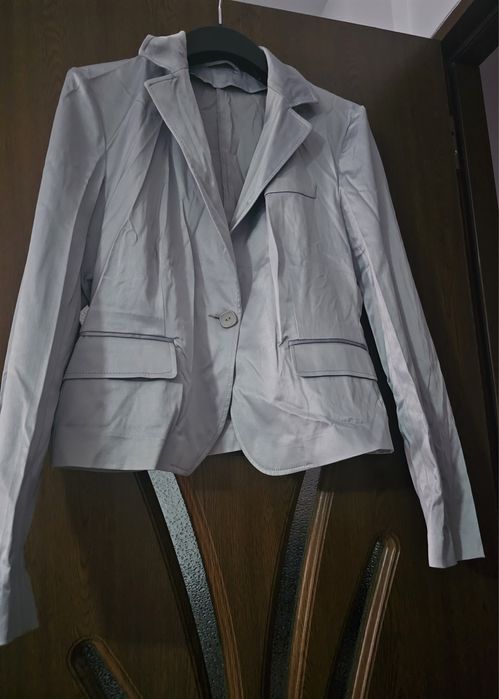 Costume foarte bună calitate