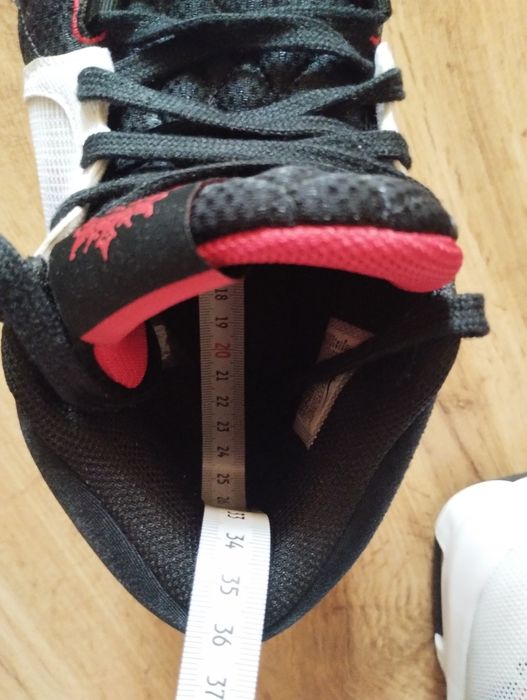 Nike Lebron Witness Vlll