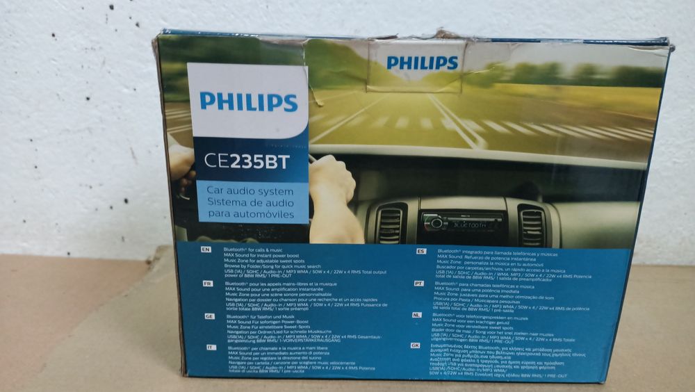 Radio Auto Philips Nou Sistem Auto MP3 Bluetooth USB CE2235BT