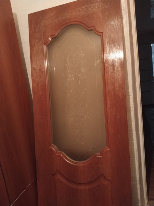 Продам  двери  б/у