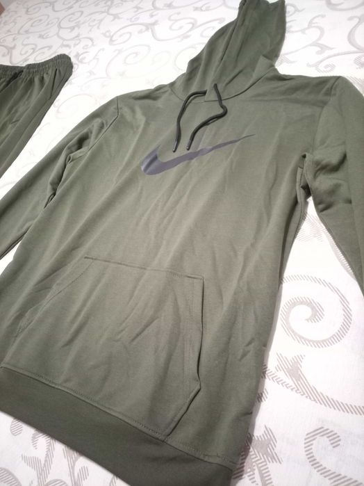 Нов екип на Найк Nike