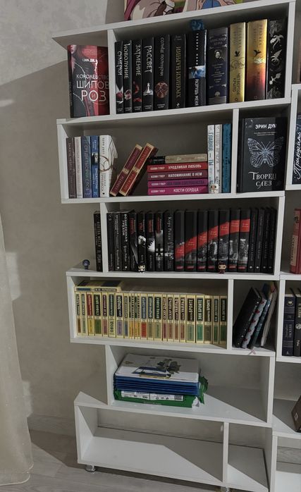 Продам стеллажи