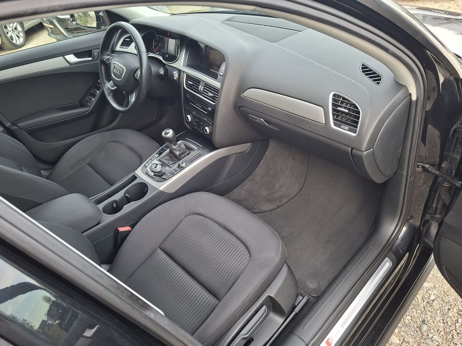 Audi A4 B8.5 ~ 2014/ 2.0d 136 Cp/Navi/Xenon/Camera/Led/S-line