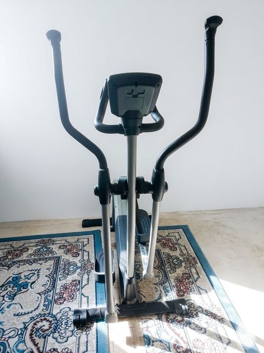 Элептический тренажёр