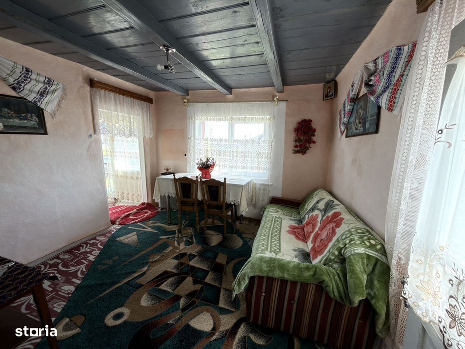 Casa noua  cu etaj+ casa renovata in Cucorani