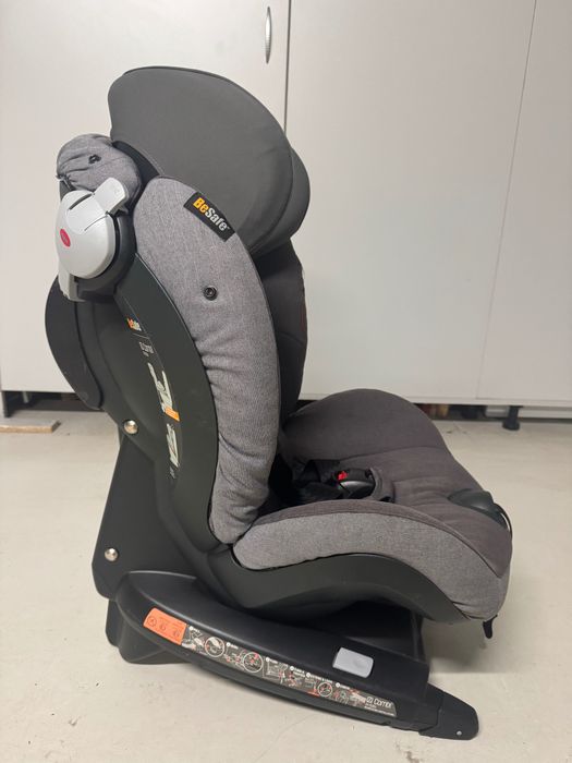 Scaun auto copii BeSafe iZi Combi X4 ISOfix – stare bună
