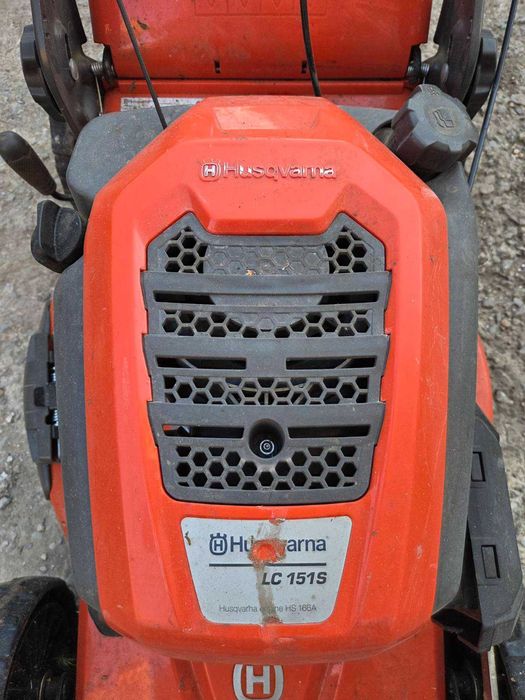 Самоходна косачка Husqvarna LC 151S