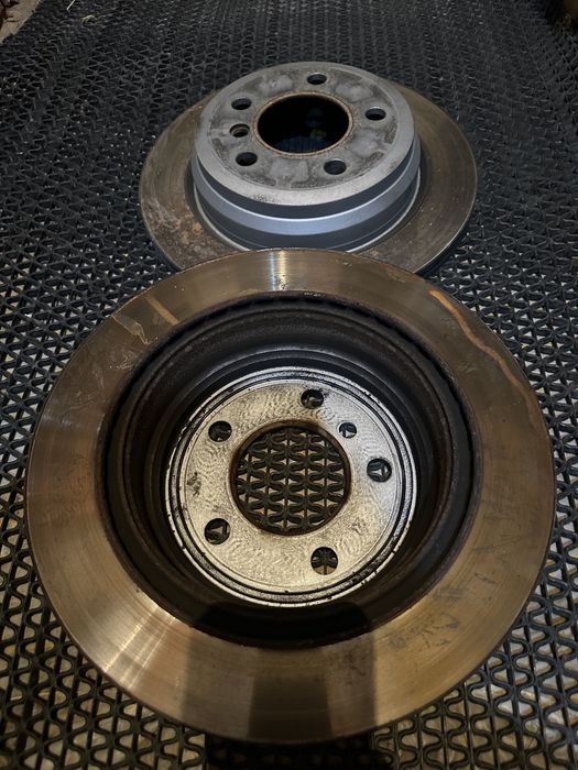 Диски тормозные BMW 320i 2018