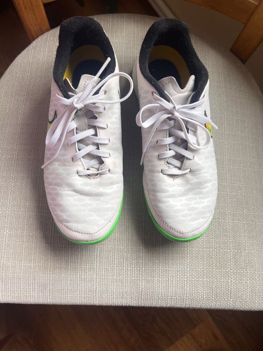 Маратонки Nike с номер 37,5