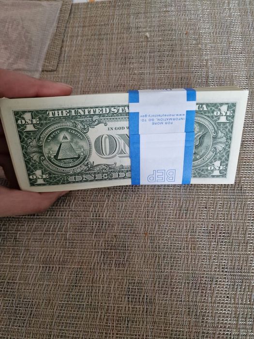 Нови банкноти 1 долар ($1 USD), нециркулирали