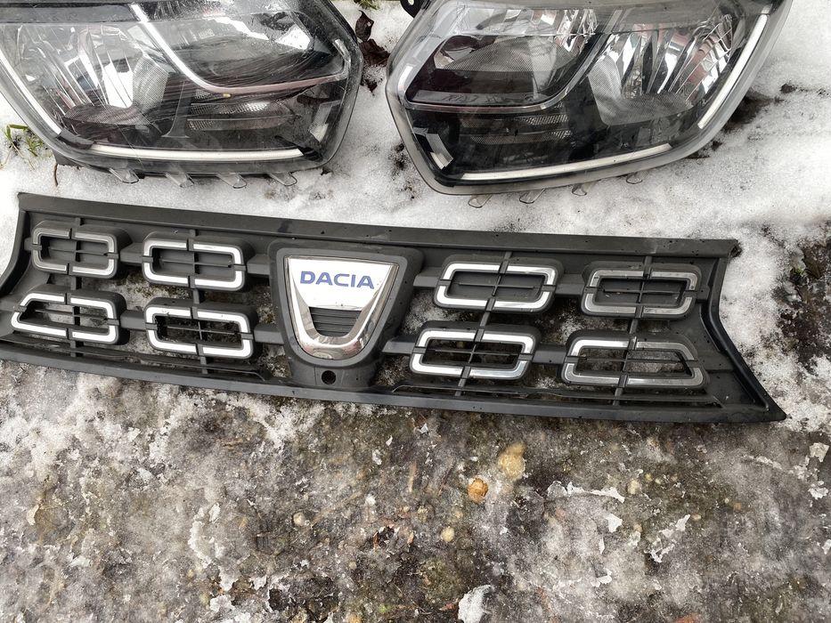 Grila Far Dacia Duster 2 II 2017 - 2020 faruri stanga dreapta grila