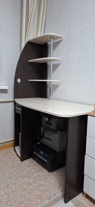 Продам Диван и Компьютерный стол