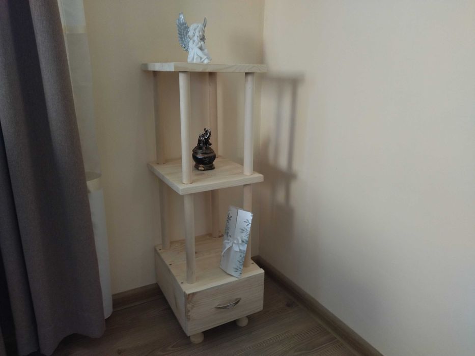 Ръчно изработена етажерка ( НАТУРАЛНА ) !