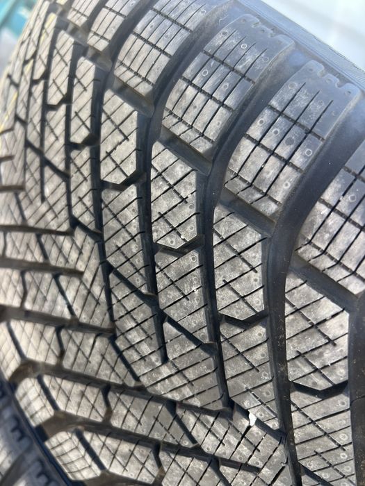 PIRELLI - Перфектни зимни гуми като нови