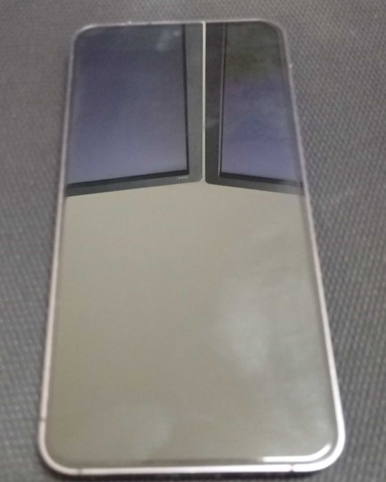 Samsung S24 5G, 8/256 Gb. Состояние отличное.