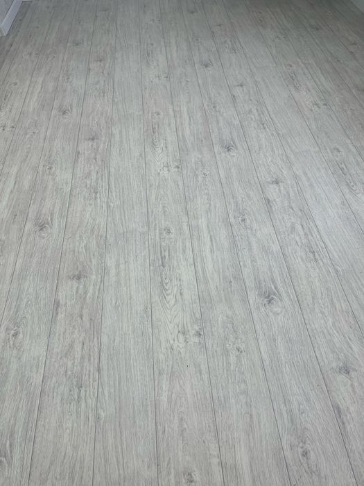 Линолеум сатылады 100 кв2