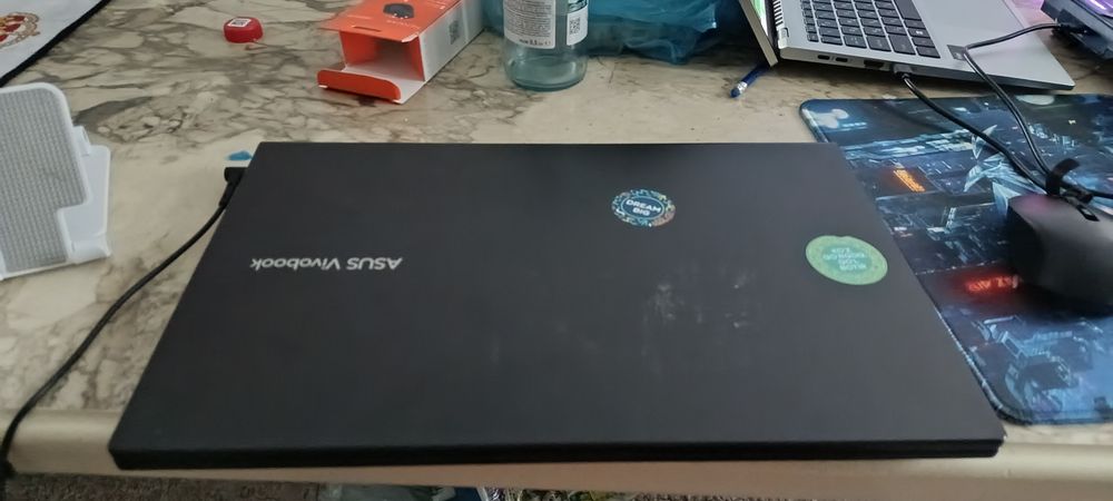 Asus VIVOBOOK 15 Yaxshi ishlatilgan