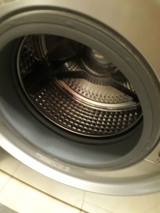 Продам стиральную машину