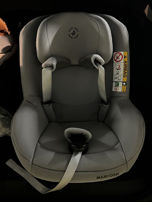 Столче за кола Maxi Cozi Pearlpro2 i-size + база за кола Familyfix3