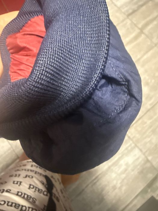 Geaca GUESS 16 ani logo pe gluga