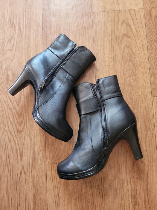 Зимние полусапожки (39размер)