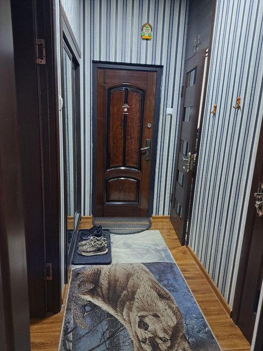 Сдаётся 3комнатная квартира на втором этаже Чиланзар 19 квартал