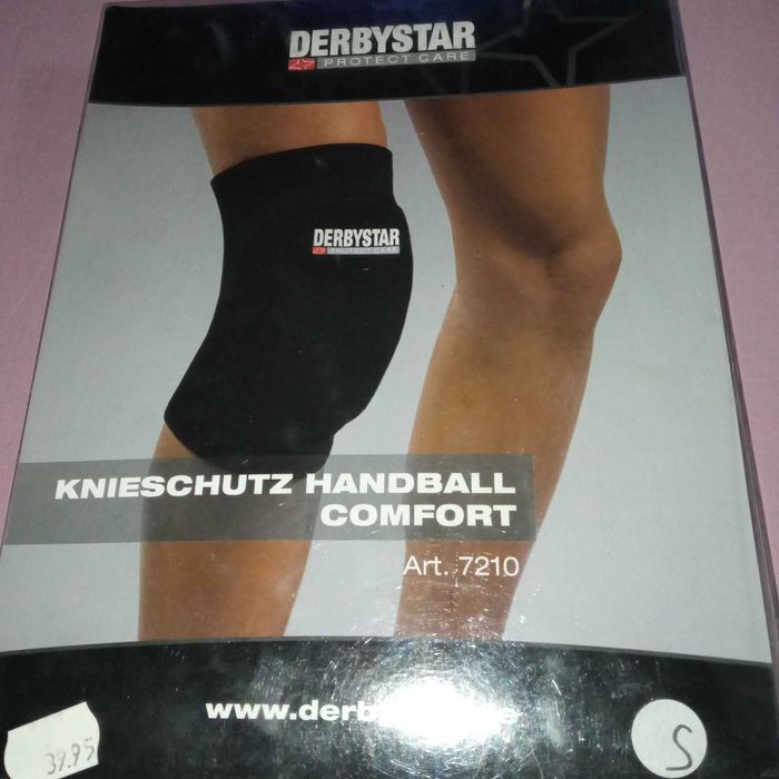 Продавам наколенки DERBYSTAR