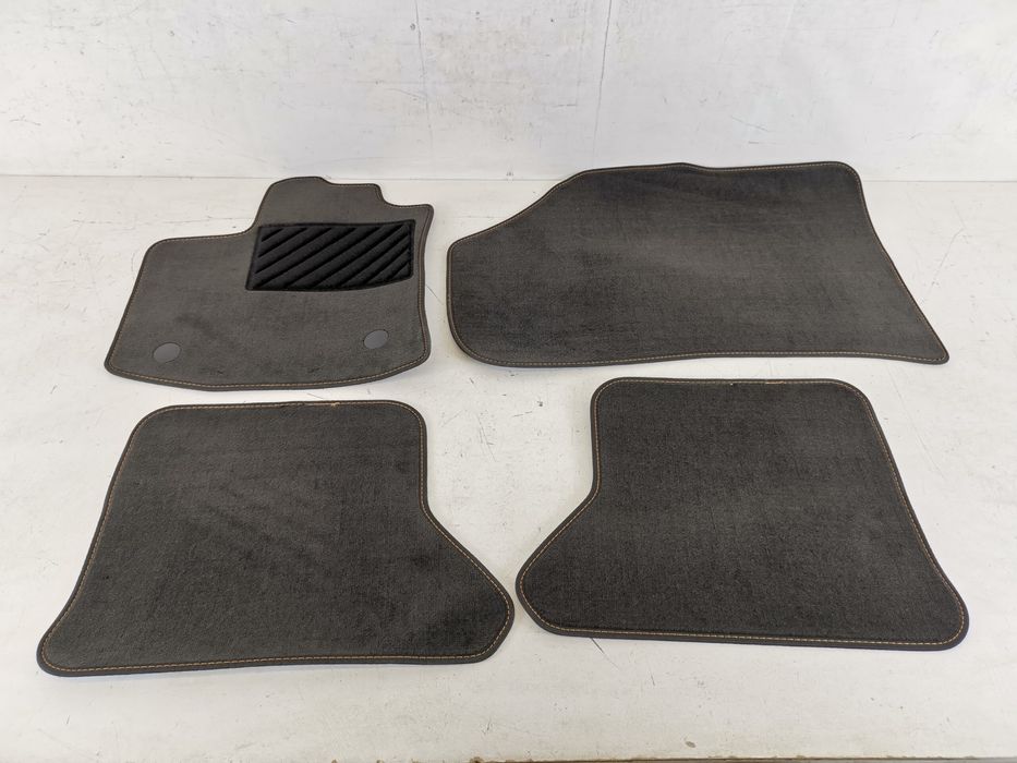 Комплект Оригинални Премиум Нови Дачия Докер 1 / Dacia Dokker 1 Компле