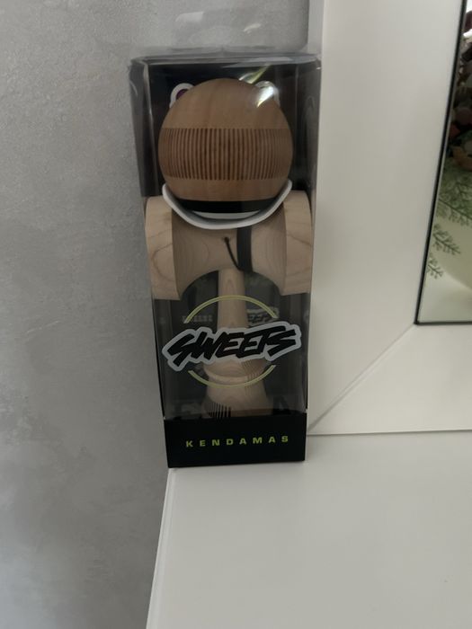 Kendama sweets broken bones natural