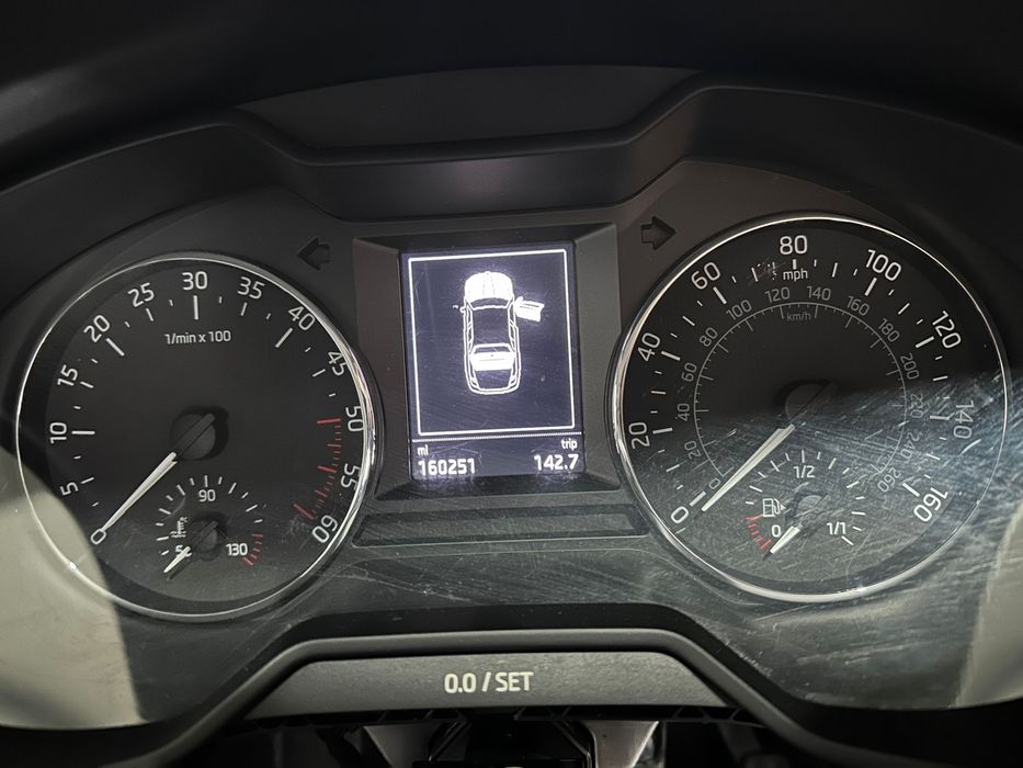 Ceasuri bord uk skoda octavia 3