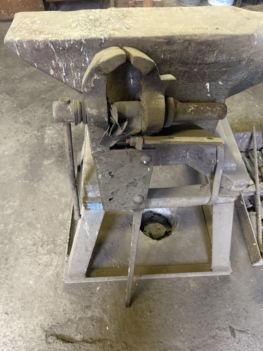 Менгеме с шип.