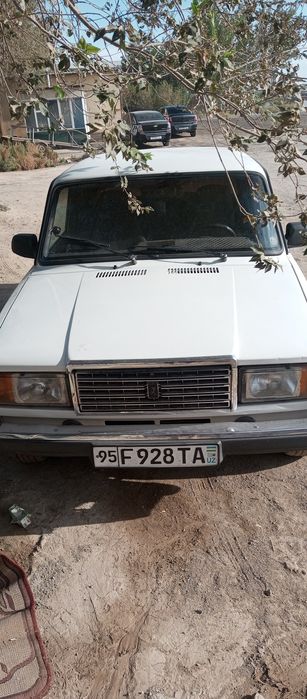 Vaz 2107 yili 2011