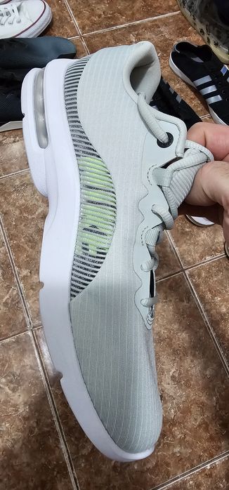 Nike Air Max Advantage 2 44
