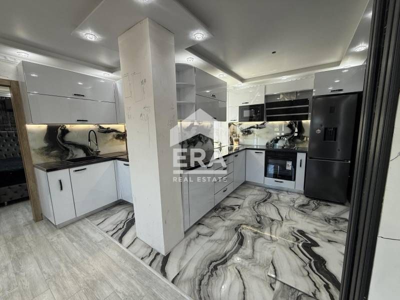 Продава се Двустаен апартамент в Варна, Колхозен пазар - 86 кв.м за 1861 €/кв.м - Снимка #3