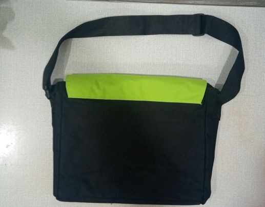 Продам сумку через плечо