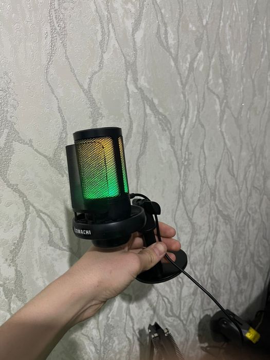 Продам микрофон срочно