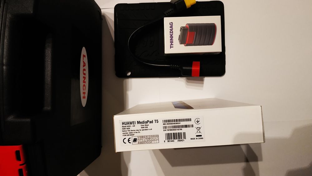 Kit tester diagnoza auto easydiag T4.0 + Tableta Huawei 10.1" 4G