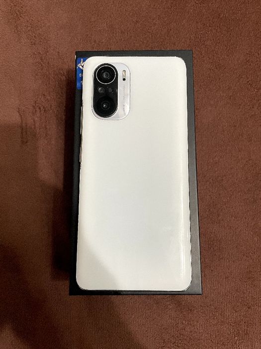 POCO F3 256 xolati yaxshi