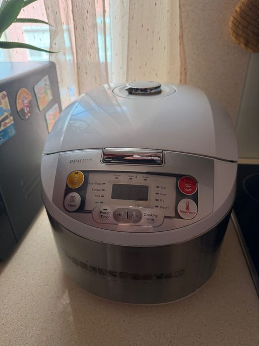 Мултикукър Philips