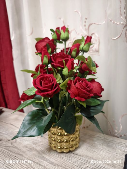 Dekorativ sun’iy gullar / Декоративные искусственные цветы