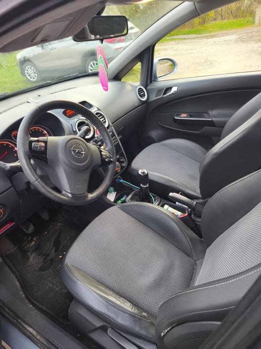 Opel Corsa D 1.2 benzina