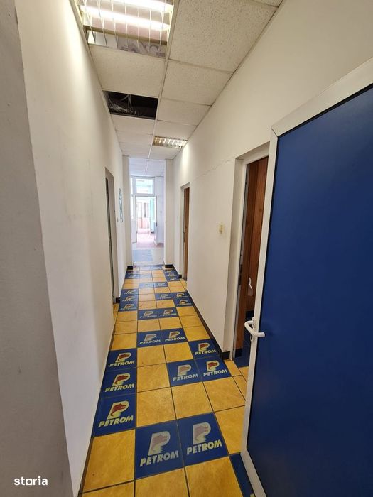 Vand Spatiu Comercial zona Fortuna 2intrari, 377c/245 utili.Comision O