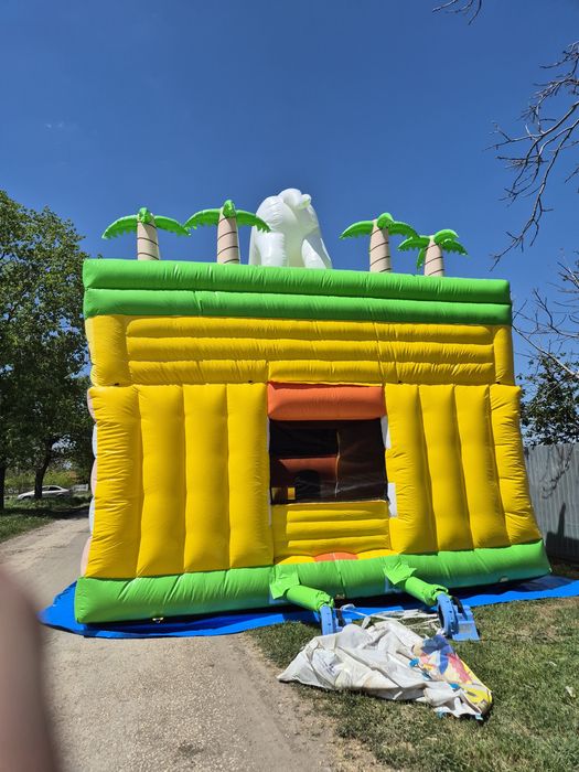 Loc joaca cu topogan gonflabil Nou