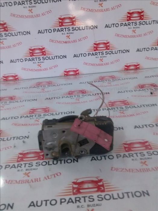 broasca usa spate renault trafic