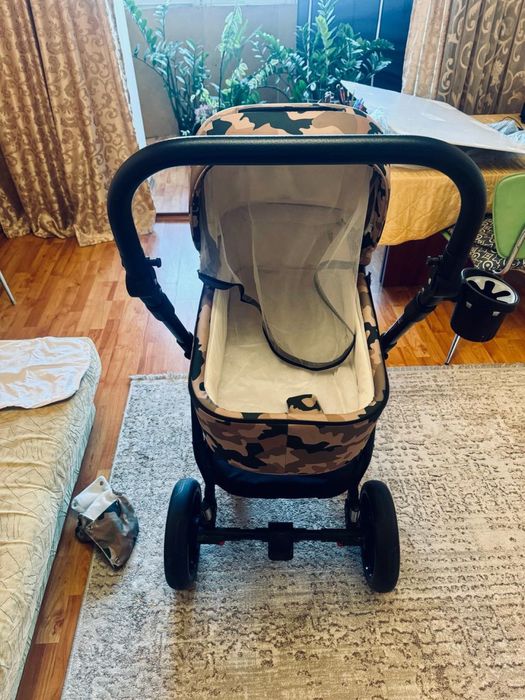 Продам коляску Adamex