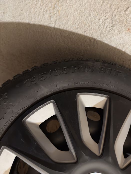 Комплект гуми с джанти Kumho