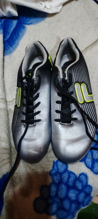 Adidași stare ff bună