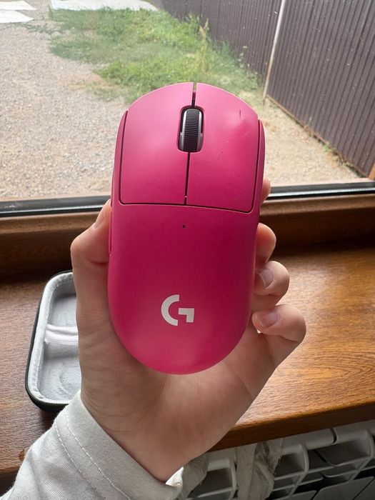 Мышь Logitech G Pro X Superlight розовый